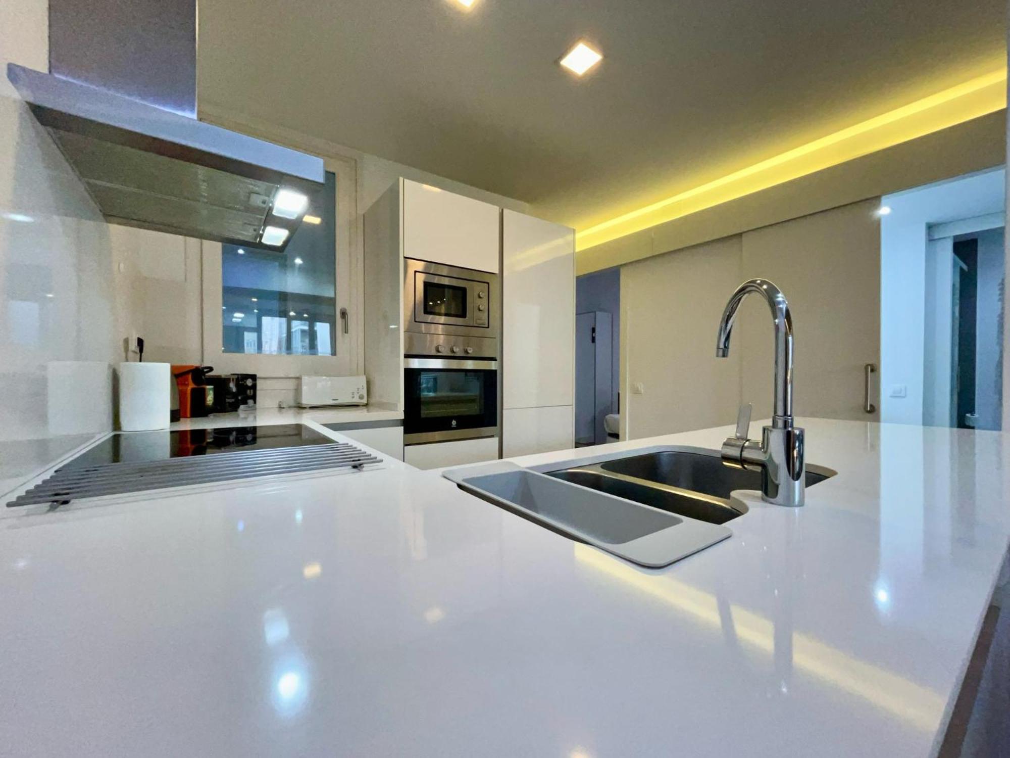 Barcelonaforrent Tucson Suites Bagian luar foto